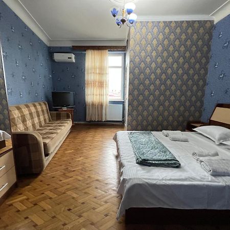 Twins Guest House Batum Dış mekan fotoğraf