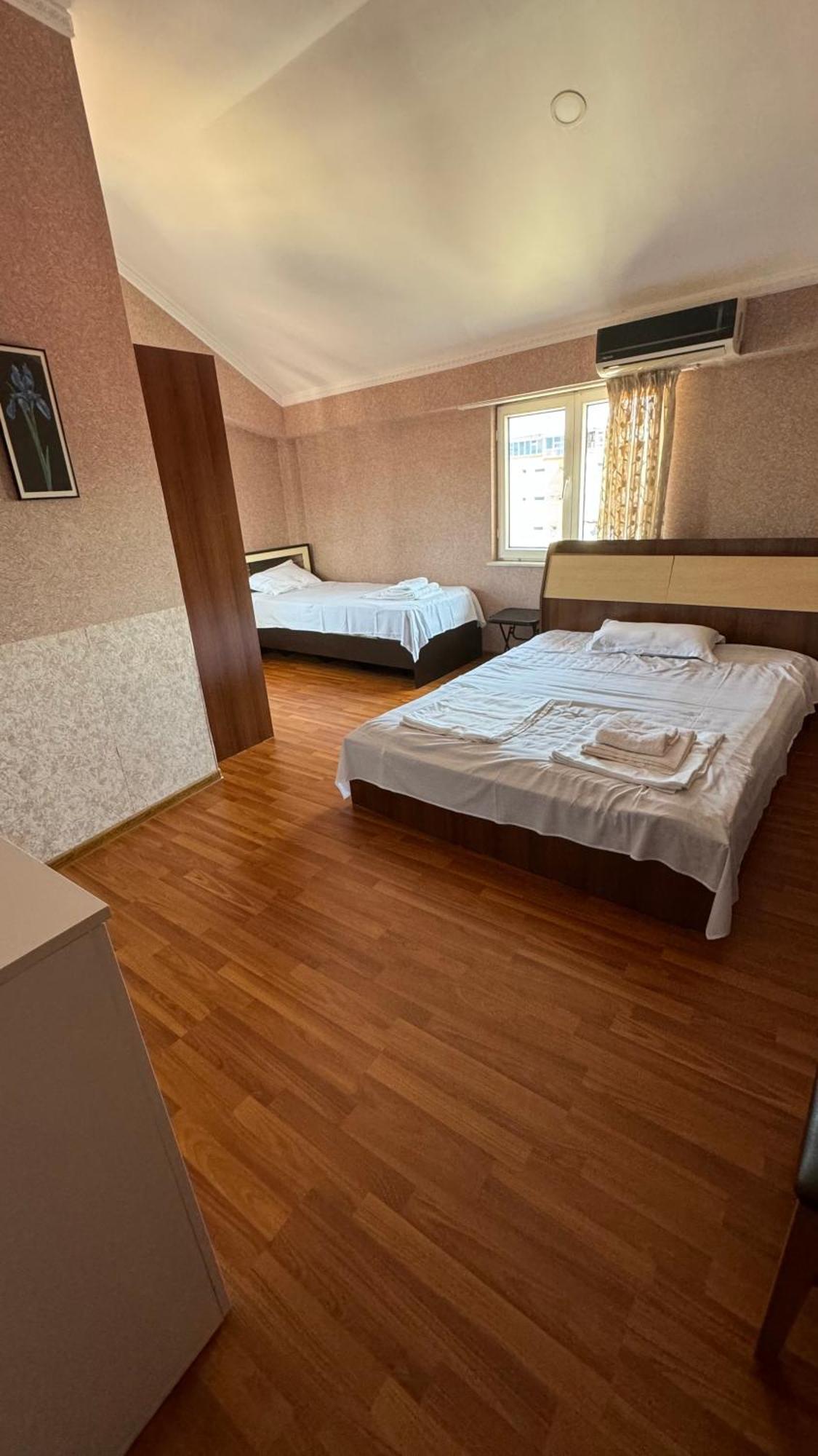 Twins Guest House Batum Dış mekan fotoğraf